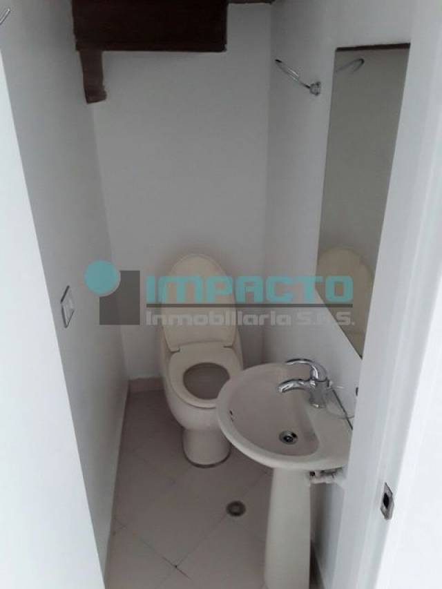 SE ARRIENDA APARTAMENTO EN EL POBLADO COD 11201 FG