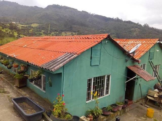 VENTA ARRIENDO FINCA TERRENO LOTE LA CALERA CUNDINAMARCA