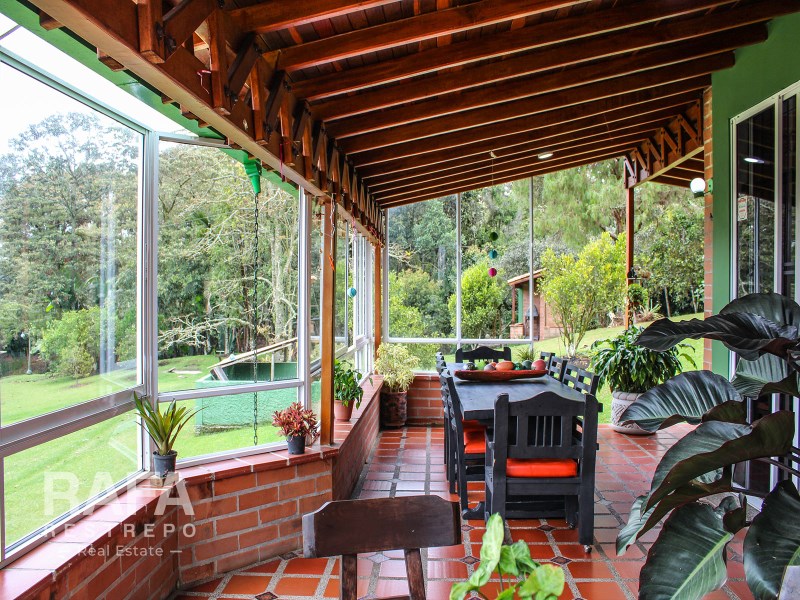 Finca en Venta, Rionegro, Unidad Abierta, 5 Habitaciones