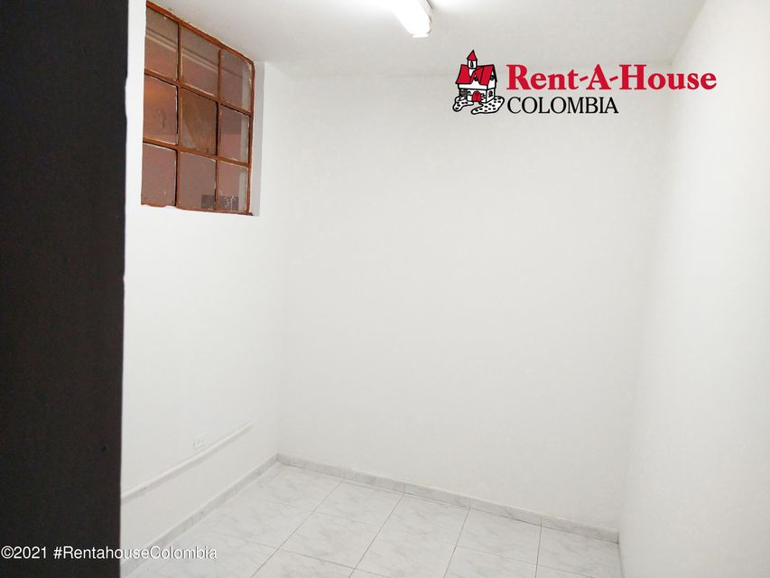 Comercial en  Bogota COD: 22-1050