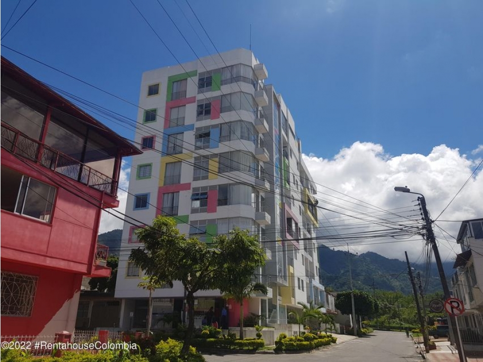 Vendo Apartamento en  San Simon(Ibague) C.C 22-2542