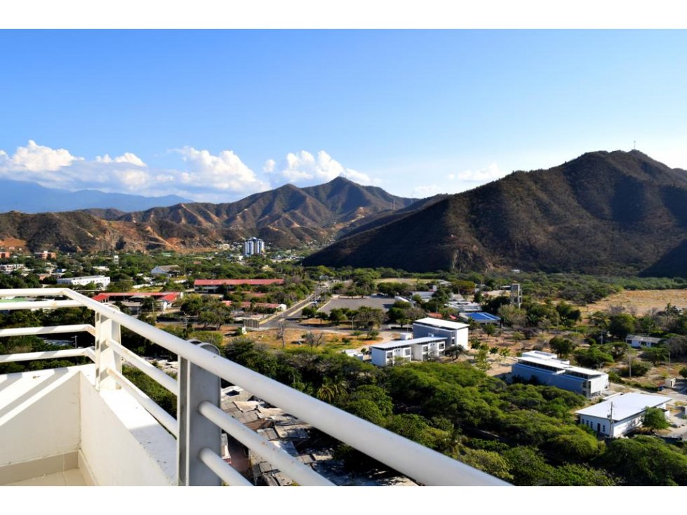 VENDO ESPECTACULAR PENTHOUSE EN SANTA MARTA