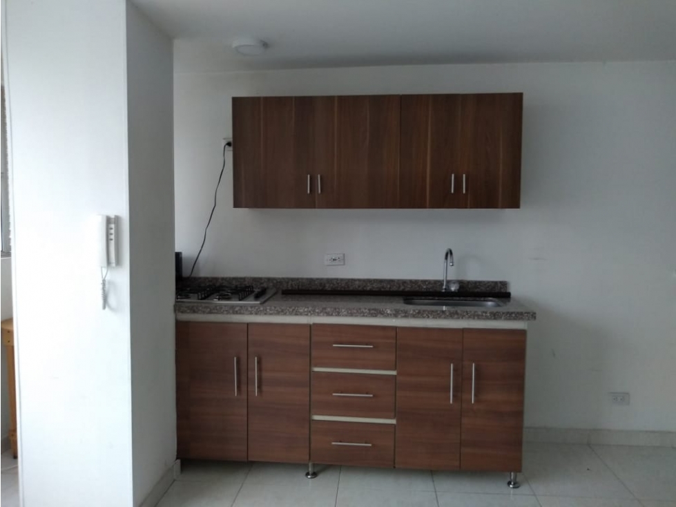 SE VENDE APARTAESTUDIO EN LOS NARANJOS DOSQUEBRADAS