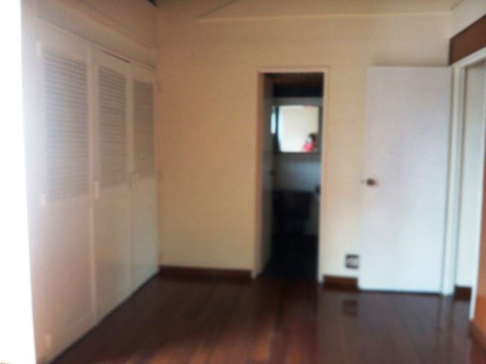 Venta  apartamento duplex, Ciudadela De San Diego, Medellín.