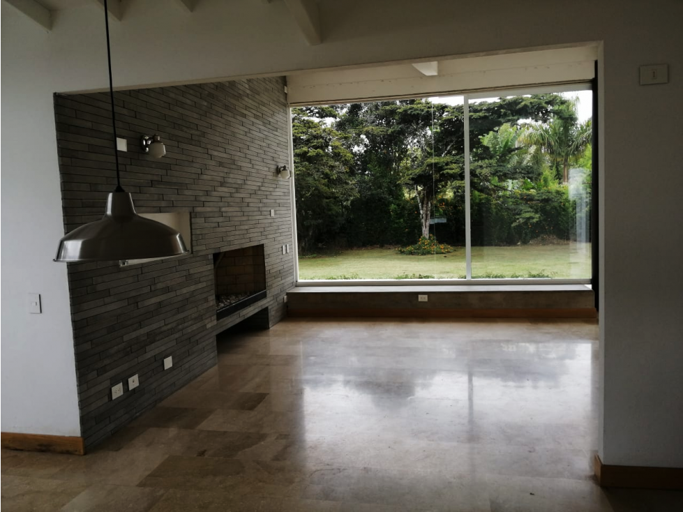 Vendo casa campestre en la Amalita Rionegro