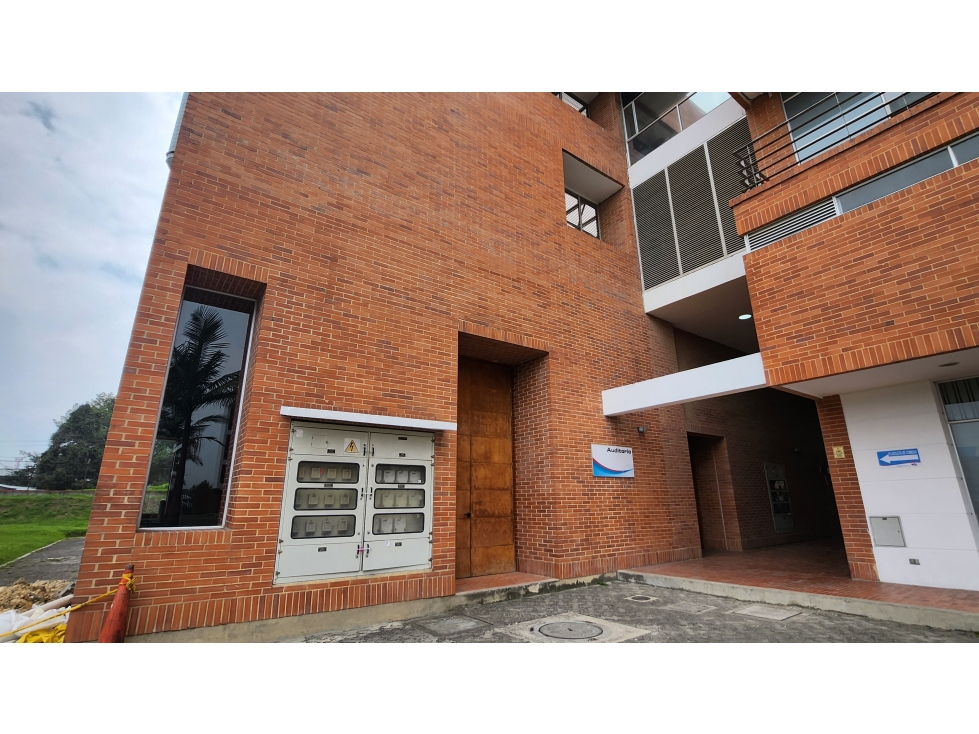 VENTA Y ARRIENDO OFICINA PARQUE INDUSTRIAL OIKOS CIEM - COTA