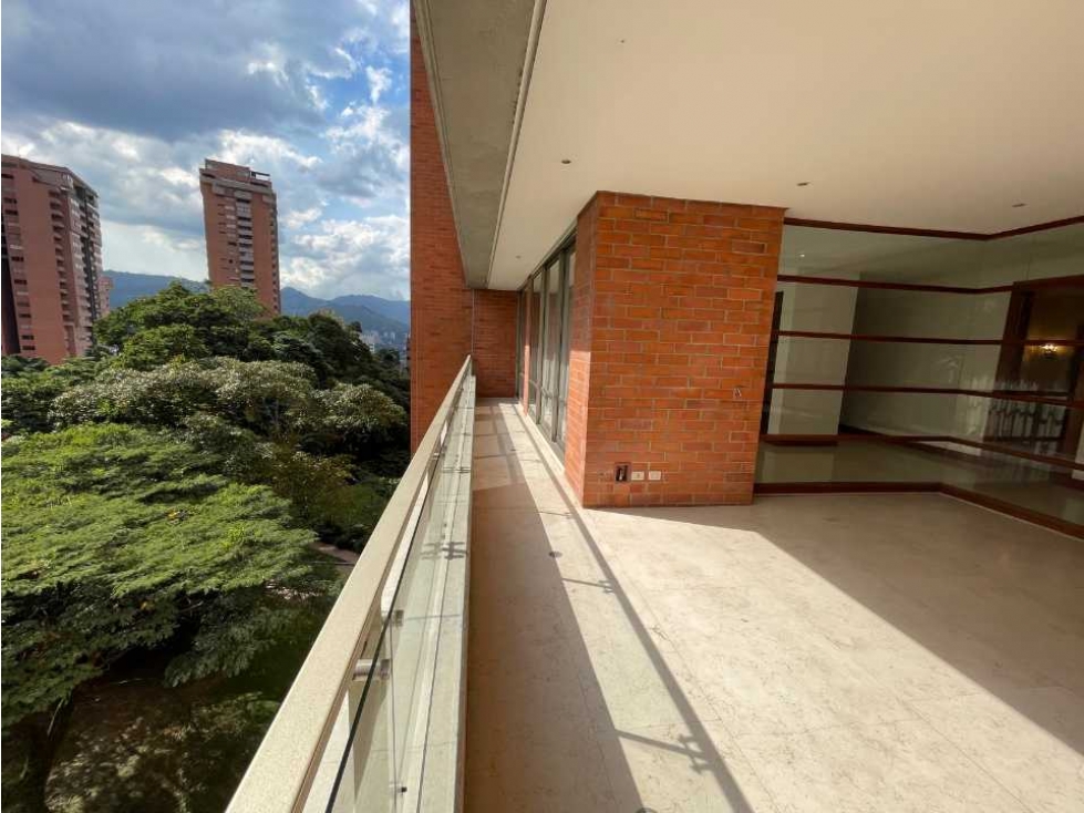 Apartamento en venta en la Tomatera El Poblado Milla de Oro