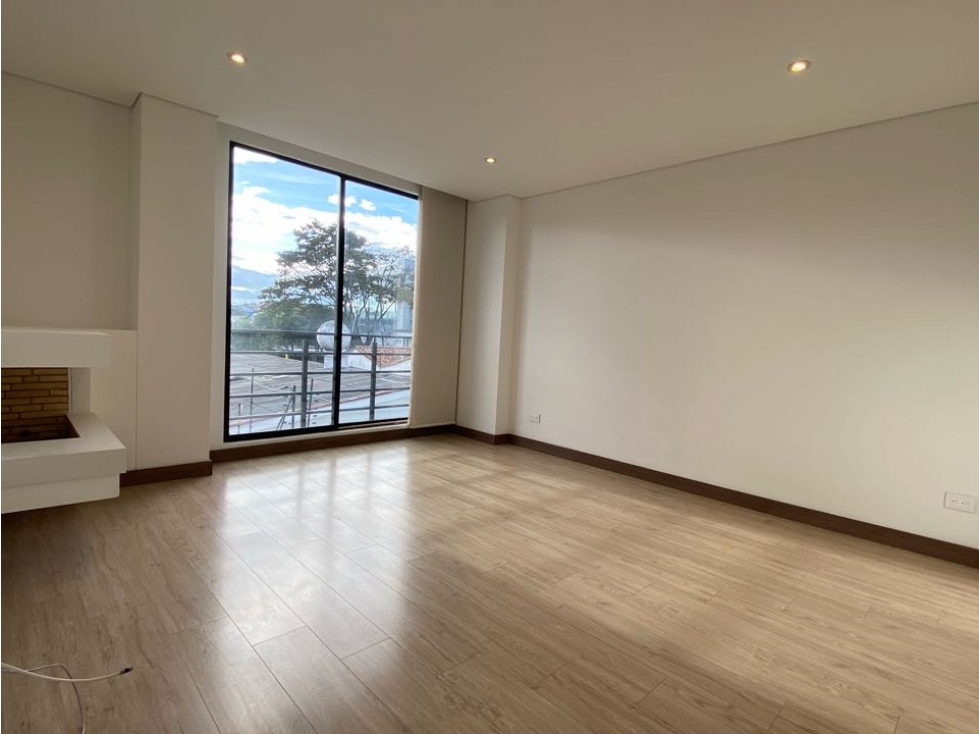 APARTAMENTO VENTA NUEVA AUTOPISTA 137 CON 20