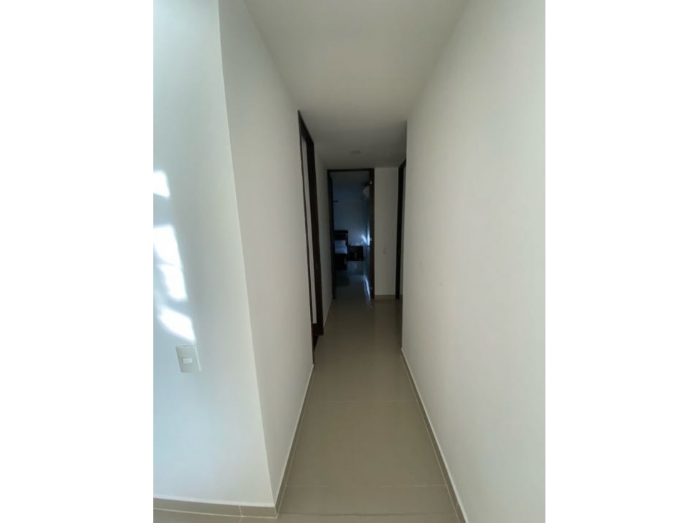 Arriendo hermoso apartamento amoblado cerca al cc buenavista