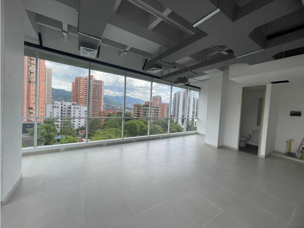 Arriendo Oficina En El Poblado