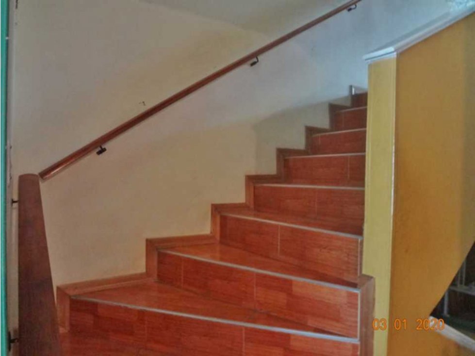 SE VENDE CASA EN CEDRO GOLF.A