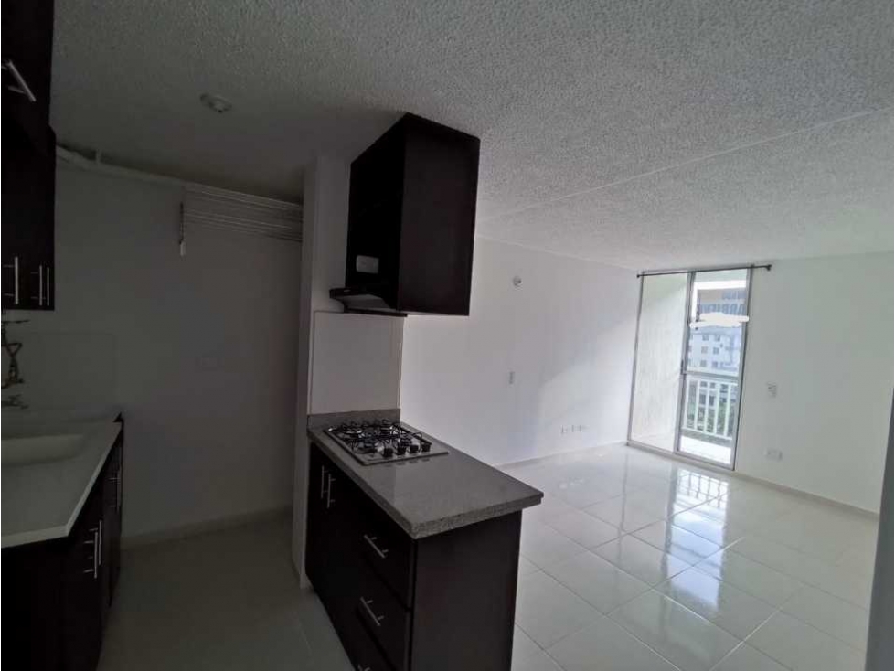 Vendo apartamento con parqueadero y cuarto util en sotano