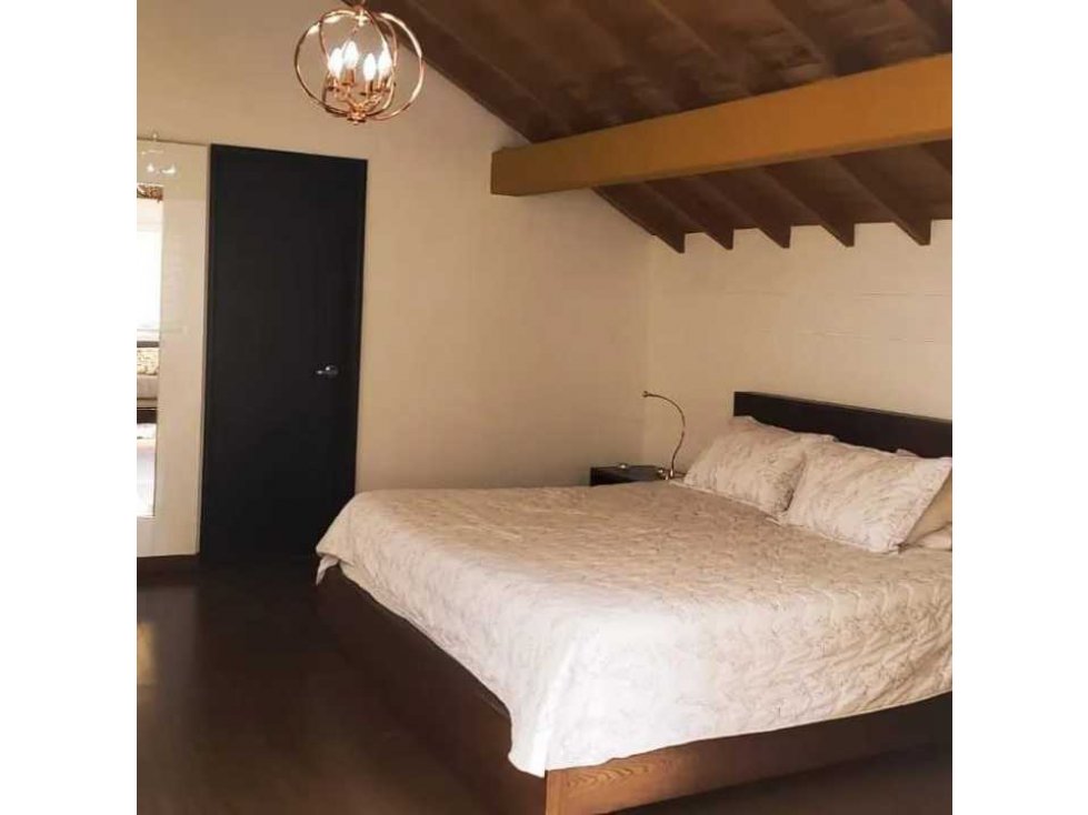 Venta de casa unifamiliar en el Poblado, Medellín